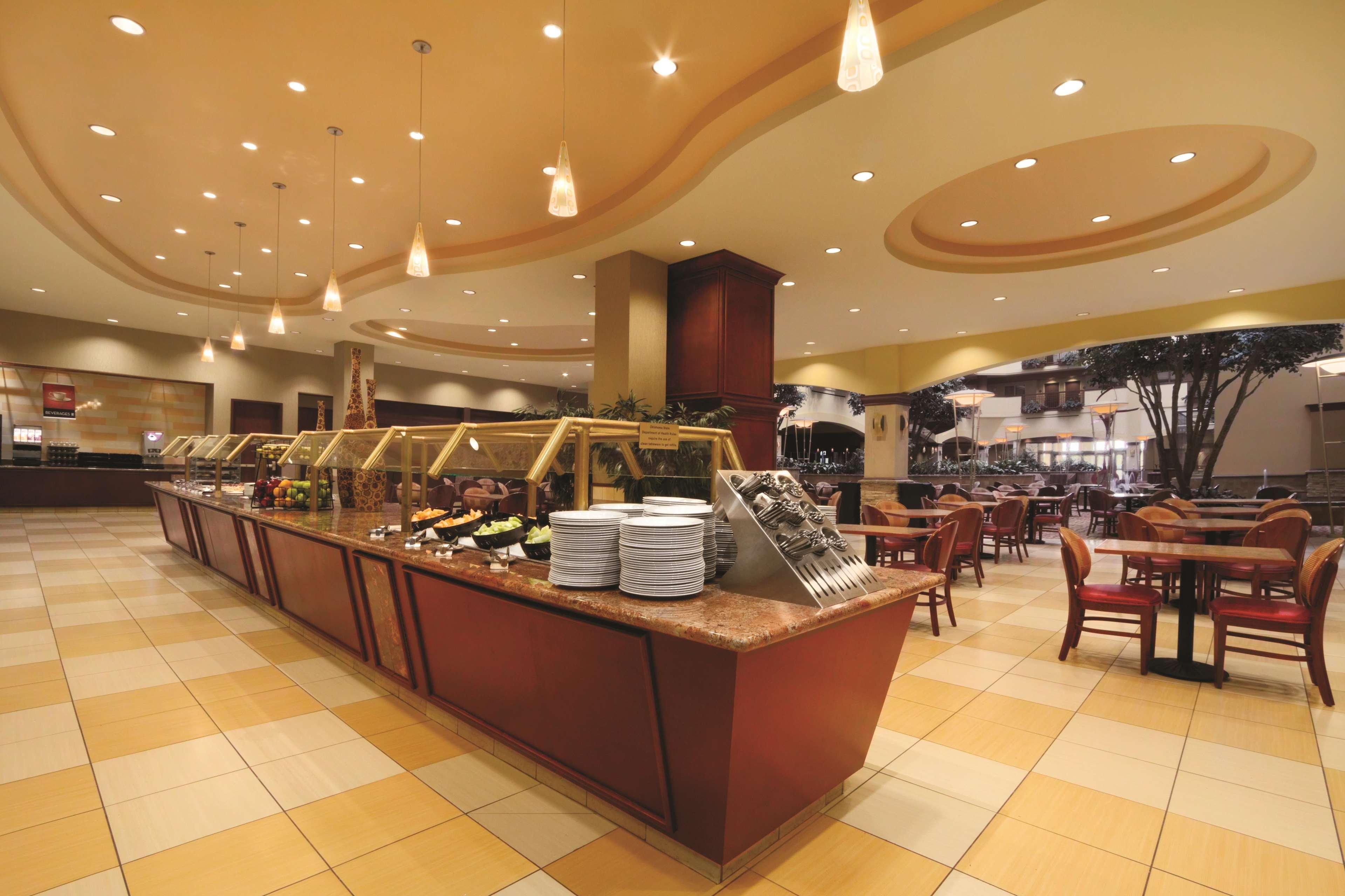 Embassy Suites By Hilton Norman Hotel & Conference Center Restaurant billede
