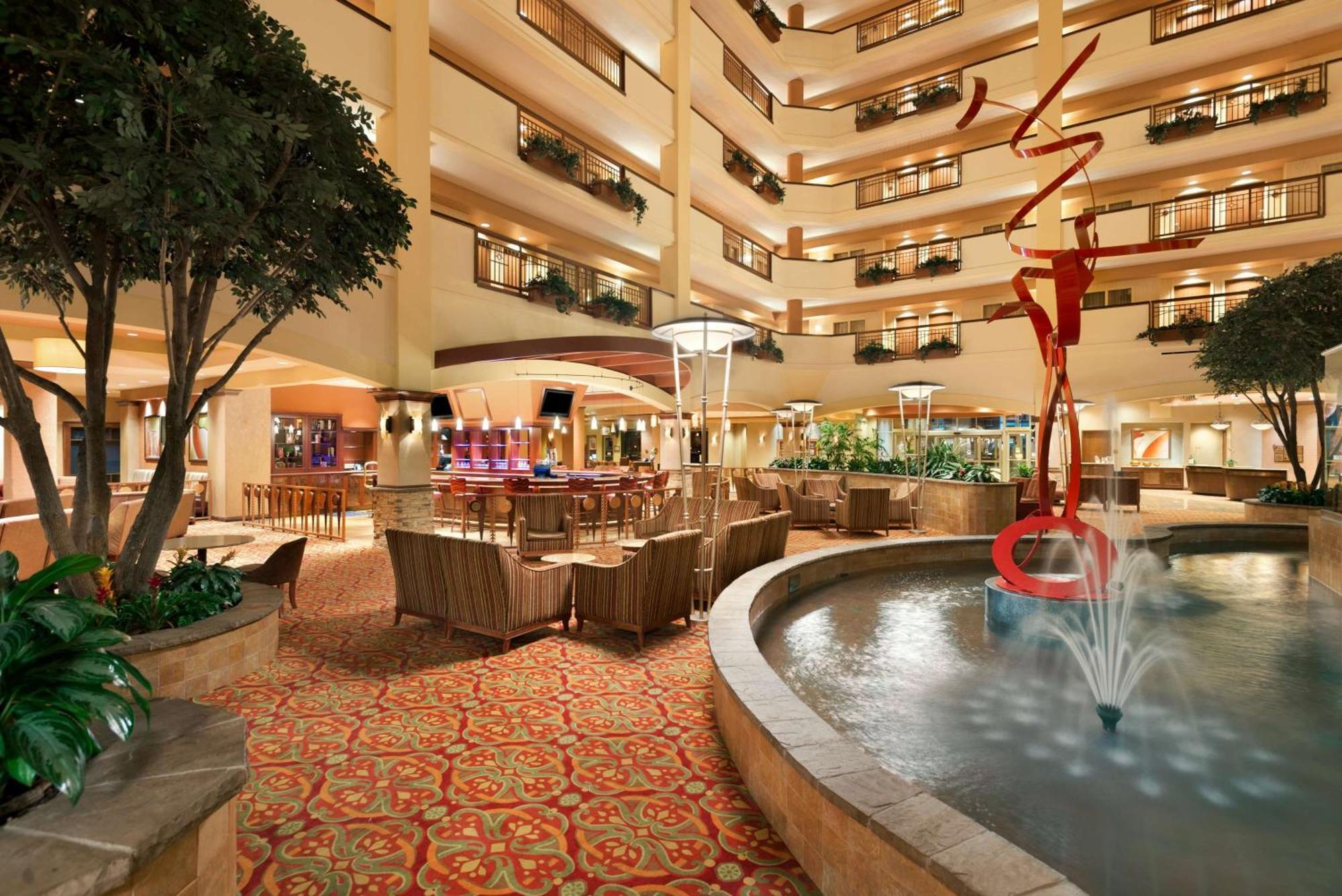 Embassy Suites By Hilton Norman Hotel & Conference Center Eksteriør billede